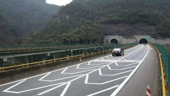 道路劃線，車(chē)位劃線，停車(chē)位劃線