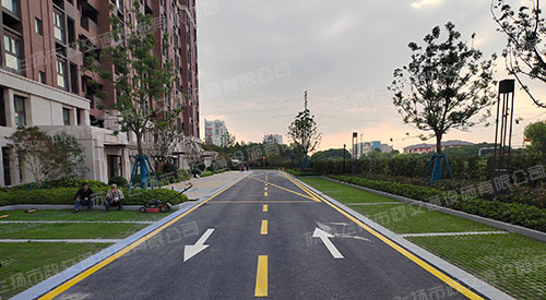 道路劃線，車(chē)位劃線，停車(chē)位劃線