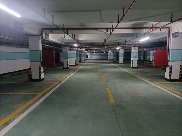 蘇州飛揚(yáng)市政交通設(shè)施有限公司車位劃線項(xiàng)目案例順利交付。
