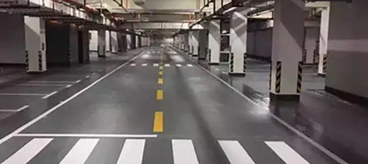 南通停車場(chǎng)劃線標(biāo)線材料，打造清晰明亮的停車指引