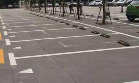 淮南有專業(yè)做車位畫線的嗎？飛揚為您提供優(yōu)質(zhì)解決方案！
