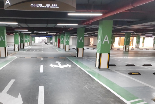 蘇州廠(chǎng)區(qū)專(zhuān)業(yè)停車(chē)場(chǎng)劃線(xiàn)施工，13年施工經(jīng)驗(yàn)