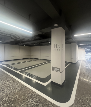 停車場(chǎng)車位劃線200 元一個(gè)貴嗎？看這 3 點(diǎn)，才知值不值